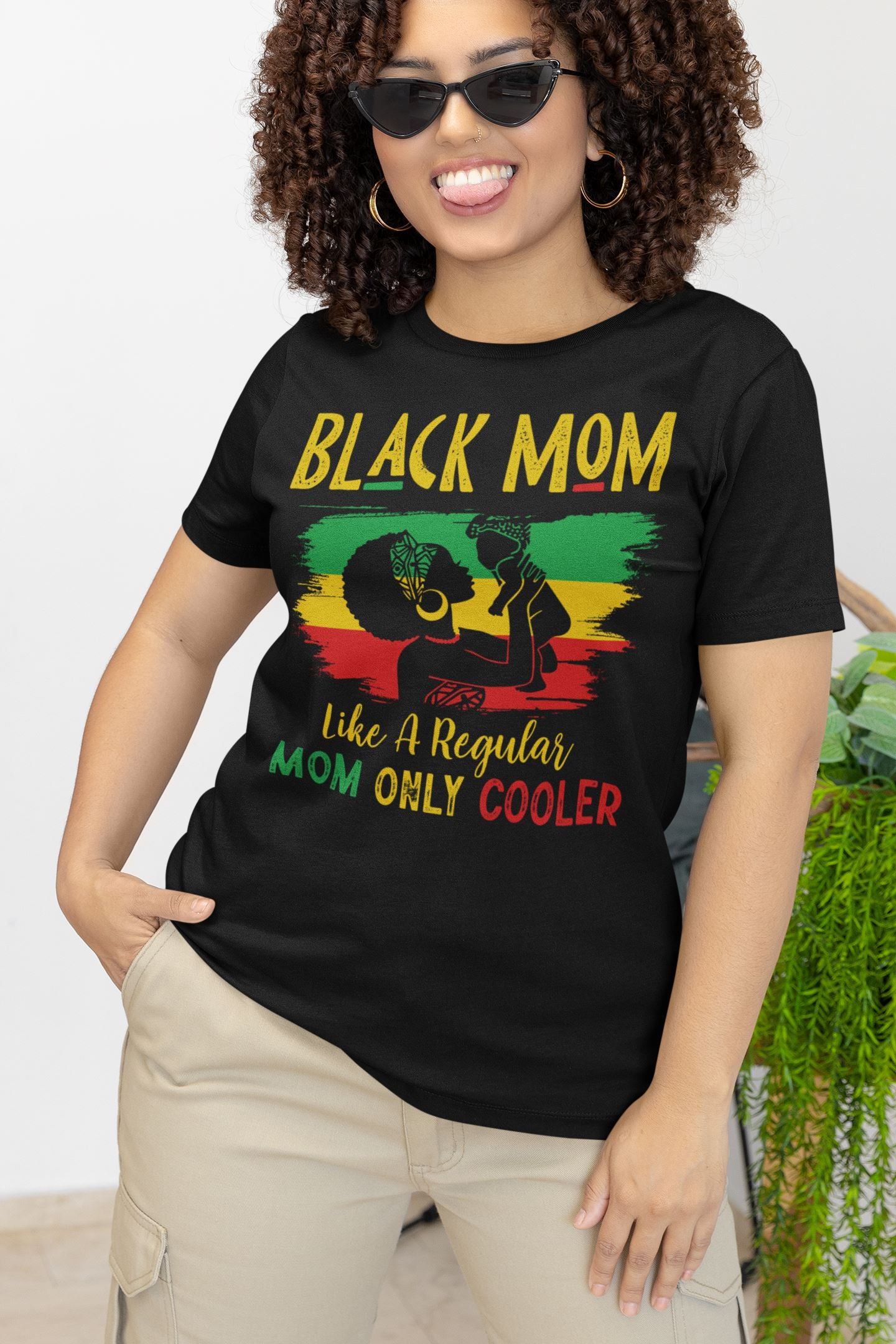 Black Mom Like A Regular Mom Only Cooler T-shirt Apparel Gearment 
